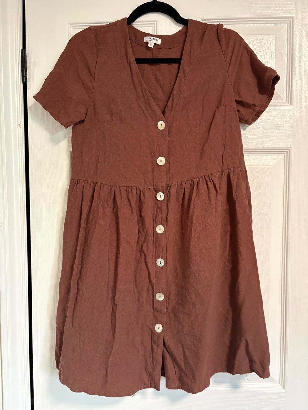Button-Front Short Sleeve Dress in dusty rose